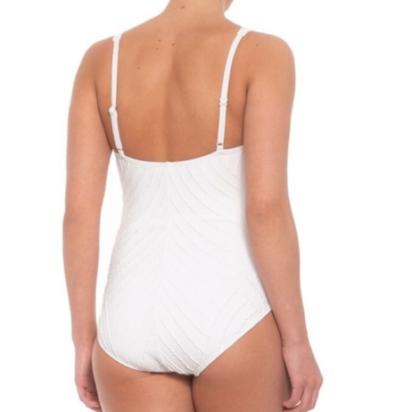 COCO Reef Contours One Piece Swimsuit - Picture 2 of 5